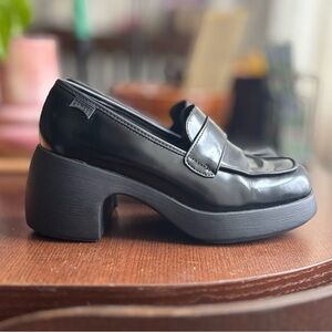 Camper Thelma Loafers